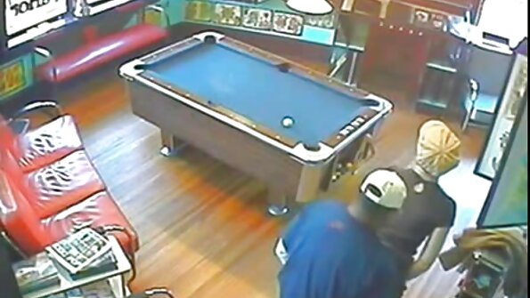 Burvīga Latīņamerikas kuce ar lielu laupījumu brauc ar lielisku melnu peni